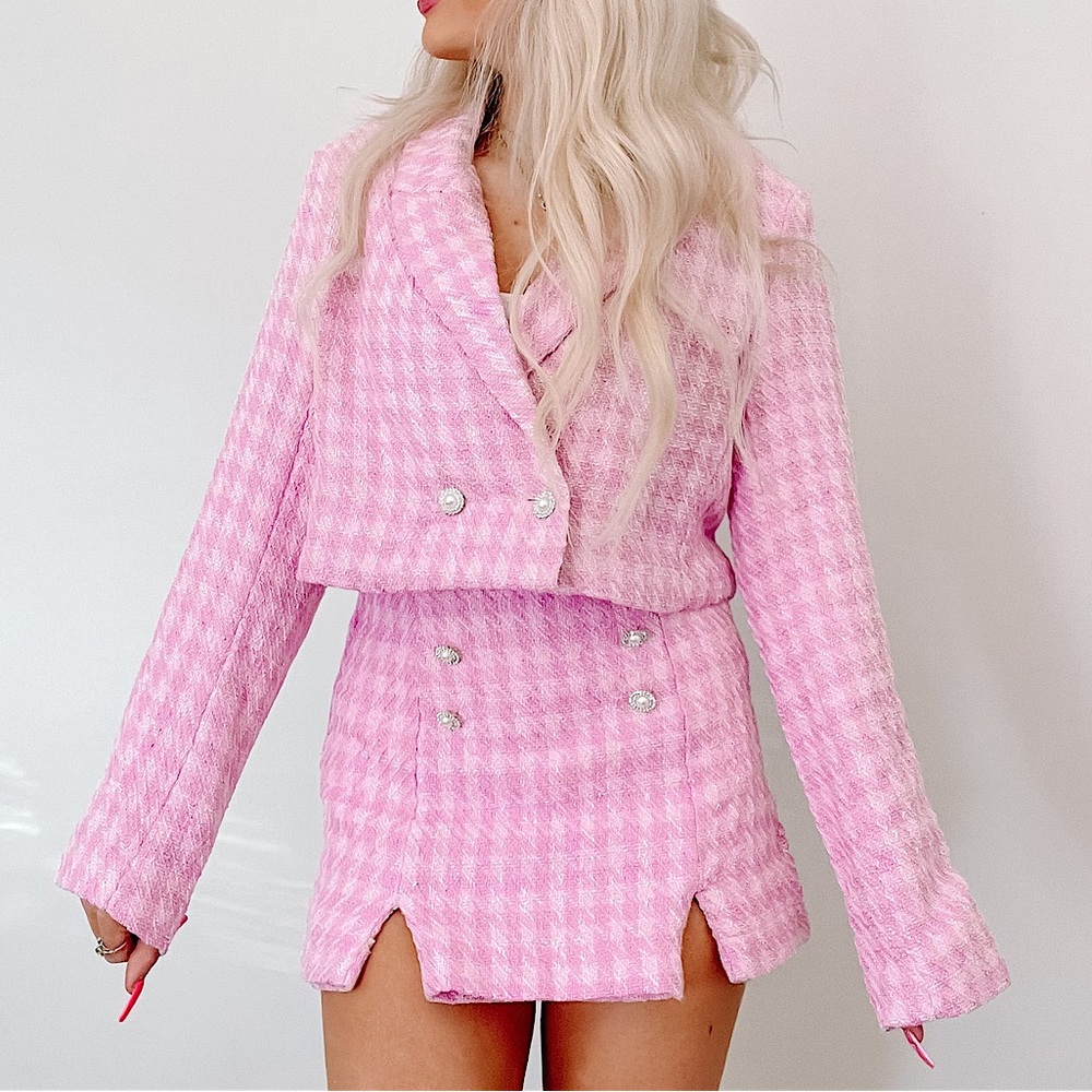 🆕🌿🩷ENSEMBLE: Baby Pink Cropped Tweed Jacket MEDIUM •SEE VIDEO•